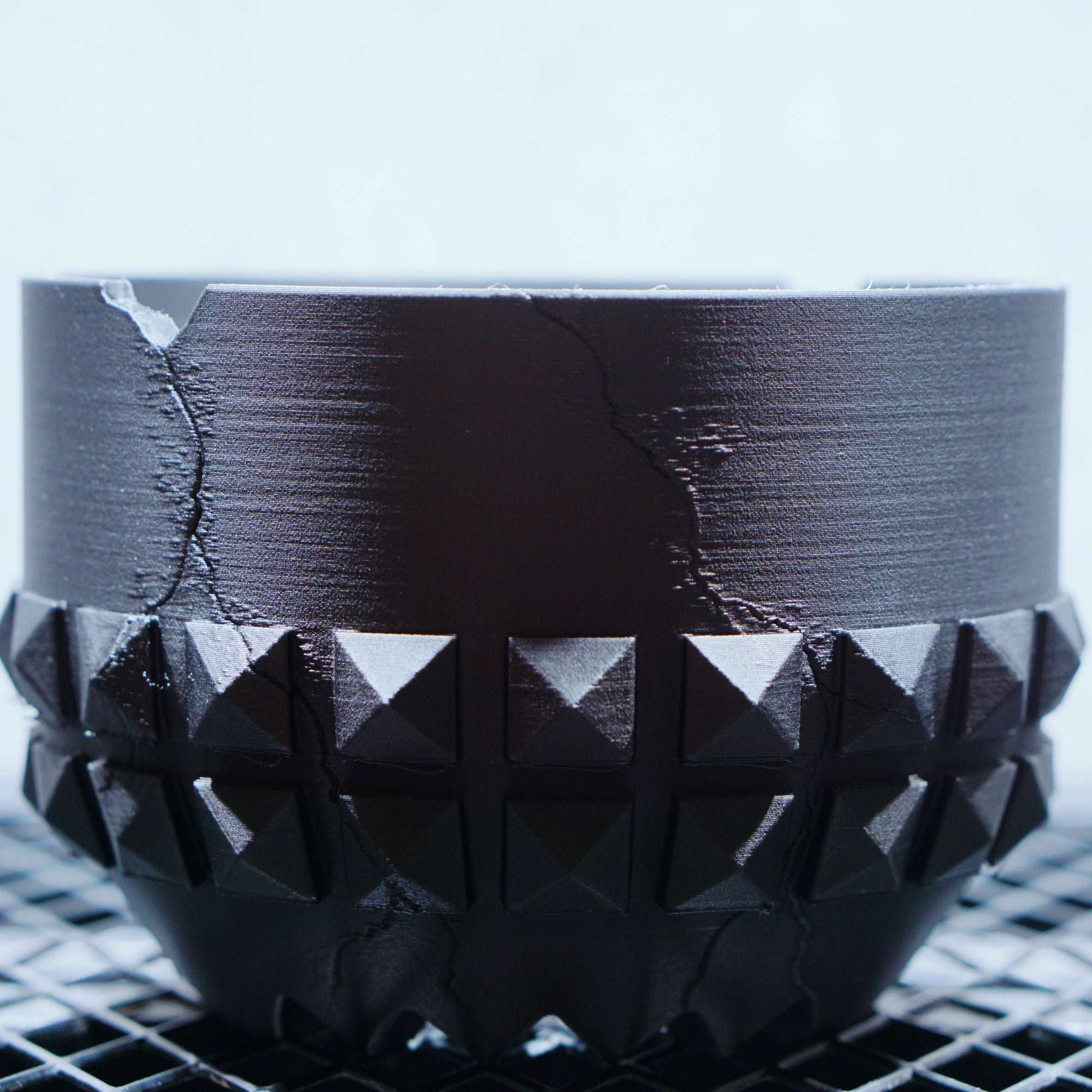 POT BROKEN STUD SIZE M（4.5号サイズ鉢）